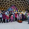 Снежные забавы в выходные на Ново-Соборной площади